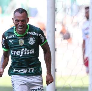Palmeiras ganha do Fluminense e encaminha título brasileiro
