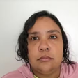 Quem é a mulher de 37 anos presa por enganar família ao fingir ser criança de 12
