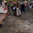 Lollapalooza: público enfrenta lamaçal após temporal atingir autódromo de Interlagos, em SP