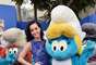 Na pr&eacute;-estreia de 'Smurfs 2', na Calif&oacute;rnia, Katy Perry - que faz a voz de Smurfette - chegou acompanhada da av&oacute;, enquanto Britney Spears, que tem uma m&uacute;sica na anima&ccedil;&atilde;o, levou os filhos Sean e Jayden