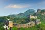 Quem quiser gastar um pouco mais pode conhecer a cultura milenar do pa&iacute;s asi&aacute;tico. A Grande Muralha da China, constru&iacute;da ao longo de v&aacute;rias dinastias, &eacute; um dos s&iacute;mbolos que representam essa tradi&ccedil;&atilde;o