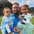 Mavie 'bate pênalti' e marca gol contra Neymar: 'Puxou o pai'