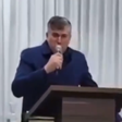 Pastor de SC morre enquanto pregava em culto transmitido ao vivo na internet