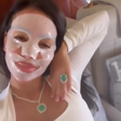 Georgina Rodríguez, noiva de CR7 mostra rotina de beleza em jatinho durante a Copa