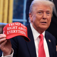 'Trump was right about everything': saiba o que está escrito no boné