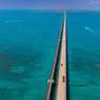 Rodovia, que liga o continente americano ao arquipélago de Florida Keys, estende-se por 182 km, cruzando 44 ilhas através de 42 pontes. Foto: Getty Images