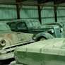 Coleção de carros clássicos achada abandonada em armazém. Foto: Reprodução/YouTube