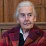 A negacionista Ursula Haverbeck: figura frequente no tribunais alemães por declarações mentirosas sobre o Holocausto Foto: DW / Deutsche Welle