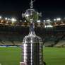 A definição dos grupos ocorreu por meio de sorteio na sede da Conmebol - Foto: Marcelo Cortes/Flamengo - Legenda: Transmissões da Conmebol Libertadores da América 2025 / Jogada10