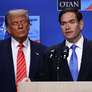 Donald Trump e Marco Rubio, secretário de Estado, durante conferência da OTAN; nesta segunda-feira, 4, agência ligada ao departamento de Rubio condenou prisão domiciliar de Bolsonaro Foto: Beata Zawrzel/NurPhoto via Getty Images