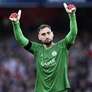 Foto: Justin Setterfield/Getty Images - Legenda: Conversa direta com Guardiola foi decisiva para o acerto de Donnarumma com o City / Jogada10