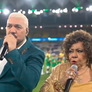 Falha em execução do Hino Nacional por Belo e Alcione em jogo do Brasil viraliza: 'Gostaram?' Foto: Reprodução/GE TV