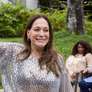 Susana Vieira é um verdadeiro símbolo de vitalidade e longevidade. Sempre pronta para dar boas gargalhadas, falar o que pensa e exalar amor-próprio, ela encarna o conceito de felicidade ativa. Foto: Divulgação/TV Globo / Purepeople