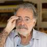 A psicologia diz que a parte mais solitária de envelhecer não é estar sozinho, mas sim perceber que algumas amizades não sobrevivem quando você para de tomar a iniciativa. Foto: Divulgação/TV Globo / Purepeople