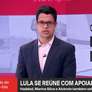 O apresentador Ricardo Abreu durante boletim na GloboNews sobre a manifestação lulista na Paulista Foto: Reprodução/TV
