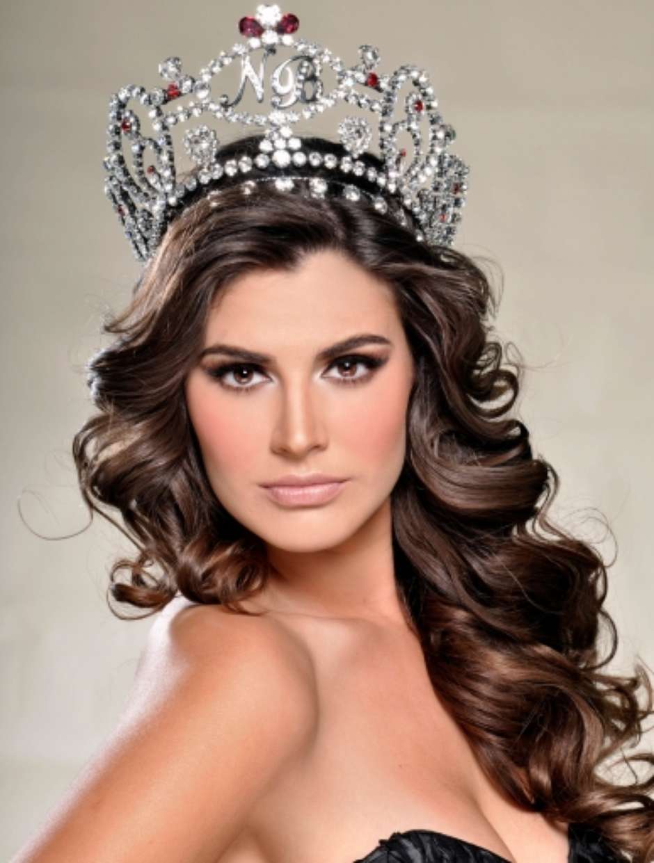 karinagonzalezmissuniverso-6.jpg