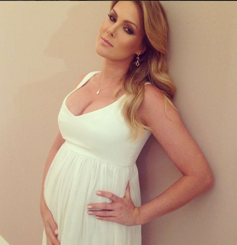 Ana Hickmann revela planos de cirurgia plástica após nova gravidez