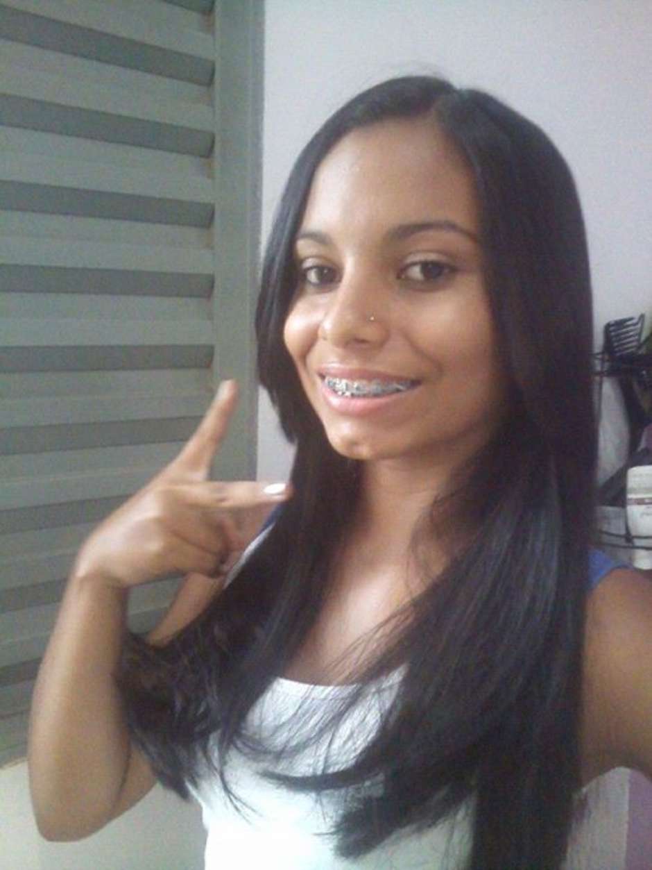 Meninas de 14 anos: posto lomotif do bart triste com um trap de