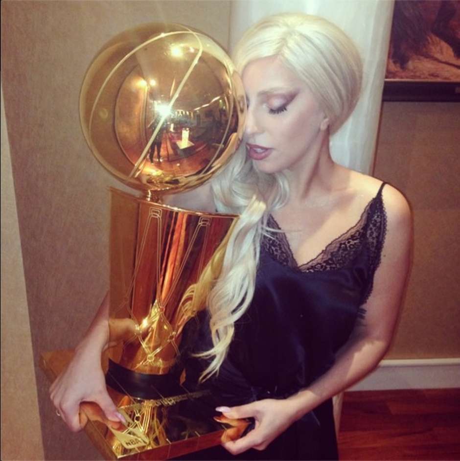 ginobili-ladygaga.jpg