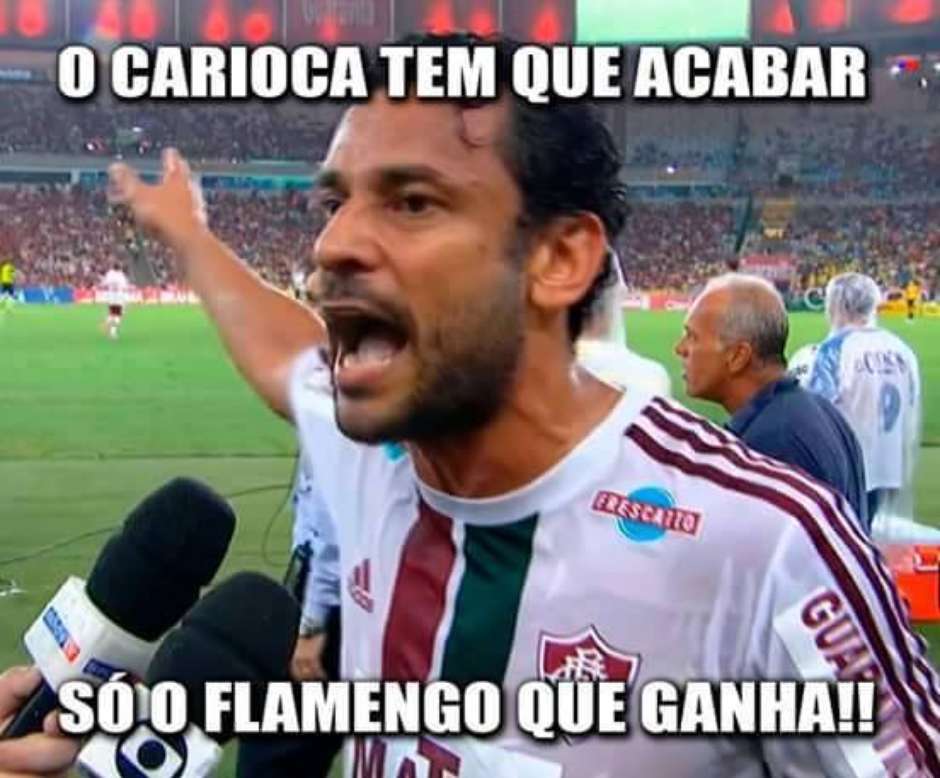 Pênalti polêmico a favor do Flamengo é motivo de piada na web; veja memes, Torcedores