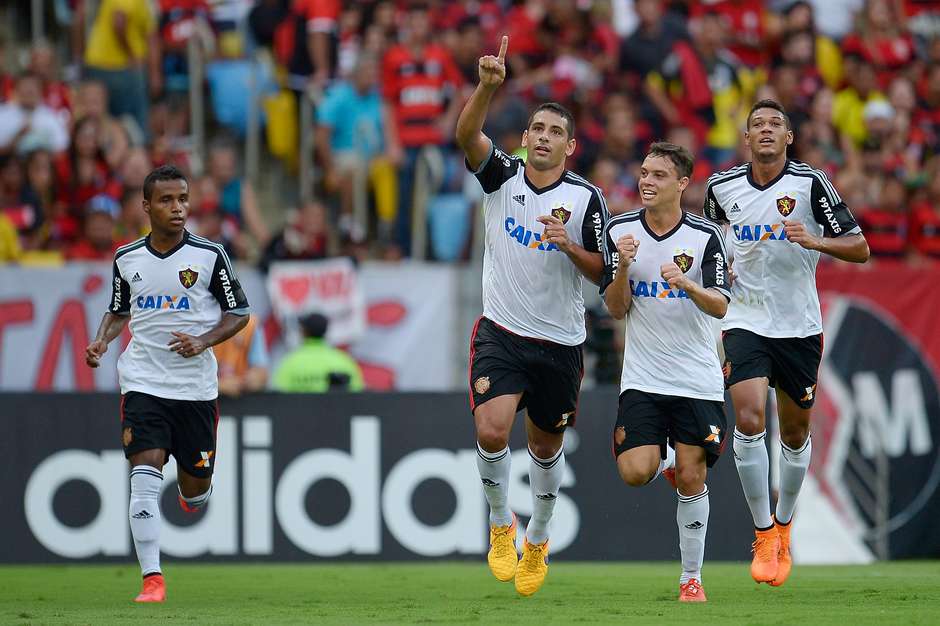 Gol, provocação, defesas e ira! Diego Souza salvou rodada