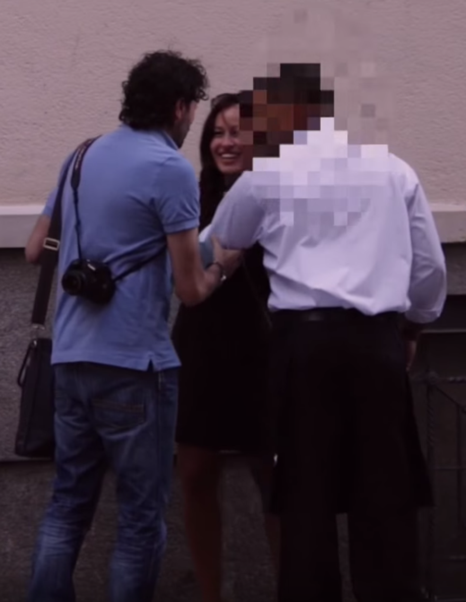Vídeo flagra reação de homens ao encontrarem mulher bêbada imagem foto