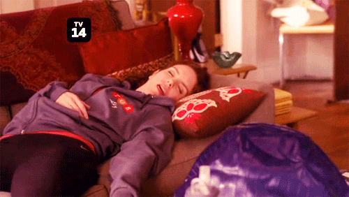 Resultado de imagem para mulher roncando gif