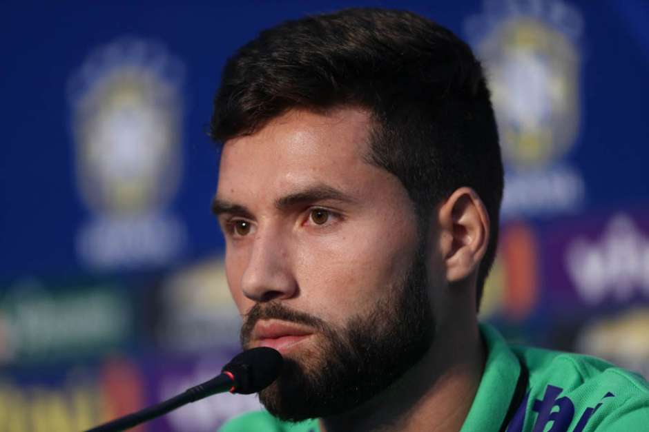 Felipe: 'Estar me apresentando à Seleção é muito gratificante'