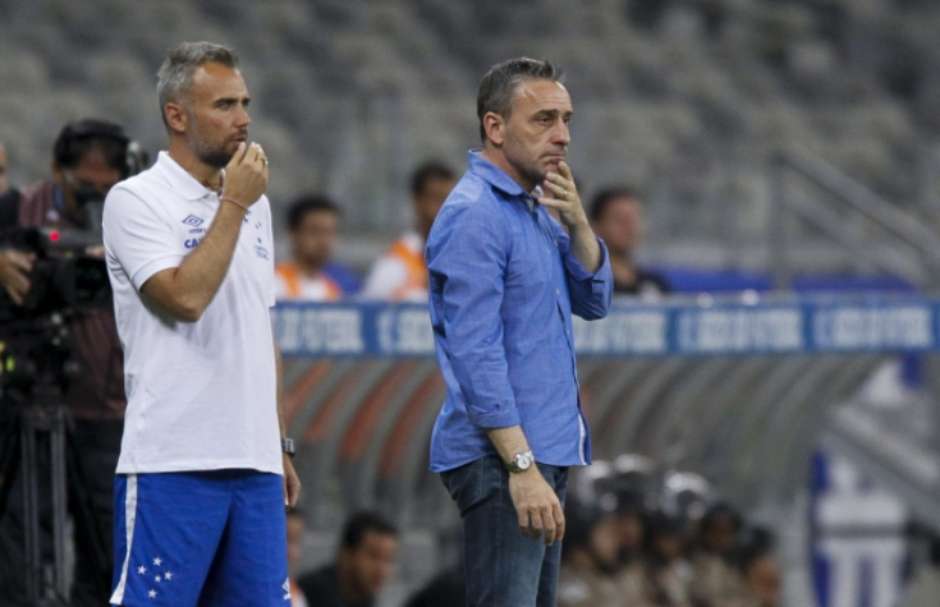 Cruzeiro treina nesta sexta-feira com ausências de Alisson e Arrascaeta