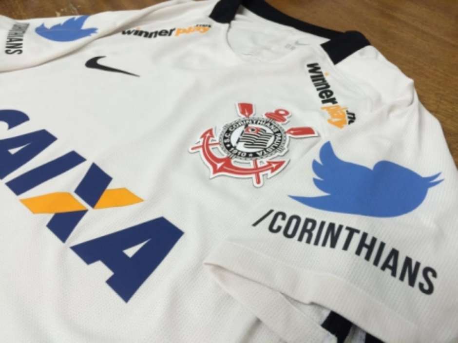 Corinthians está perto de fechar novo patrocínio: '99%', afirma dirigente