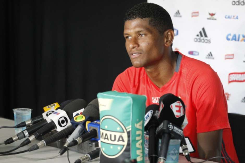 Márcio Araújo crê em jogo perigoso e descarta "salto alto" contra a Ponte