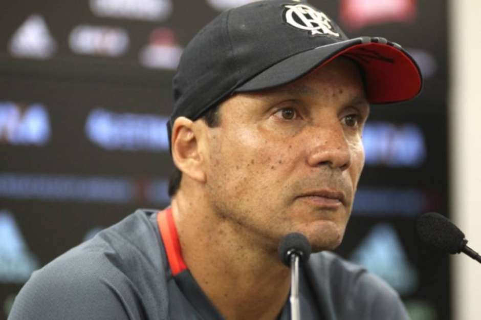 Zé Ricardo entende má fase, mas crê no título do Fla: "Nas mãos do destino"