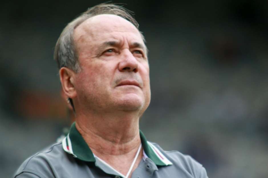 OFF: Levir Culpi se oferece para comandar a Chapecoense