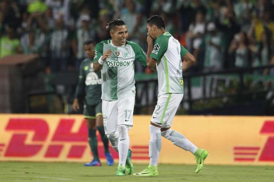 Atlético Nacional empata com Cerro e pega Chapecoense na final