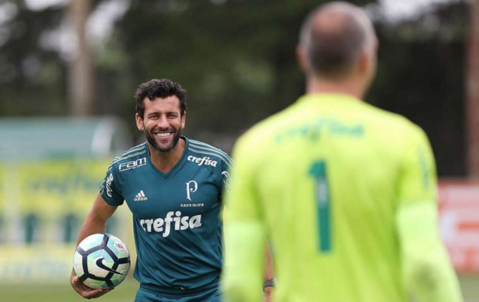 Jailson e Mina viajam com o Verdão; time deve ter só uma mudança