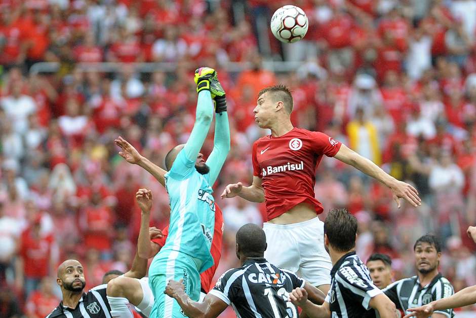 Internacional empata com o Ceará e se garante no G4 do Brasileirão - Inter  - Diário de Canoas