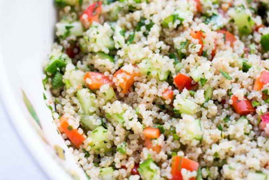 Salada De Quinoa Receita Leve E Fácil De Fazer