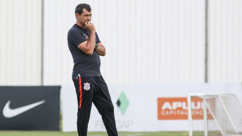 Corinthians joga para evitar pressão antes de primeira sequência decisiva