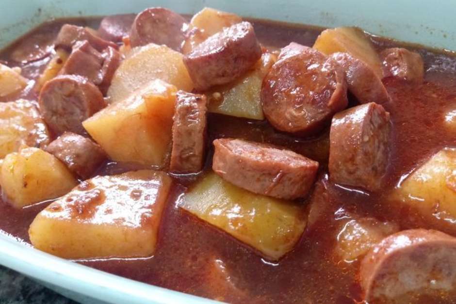 Linguiça Calabresa Com Batata Receita Fácil Rápida E Saborosa