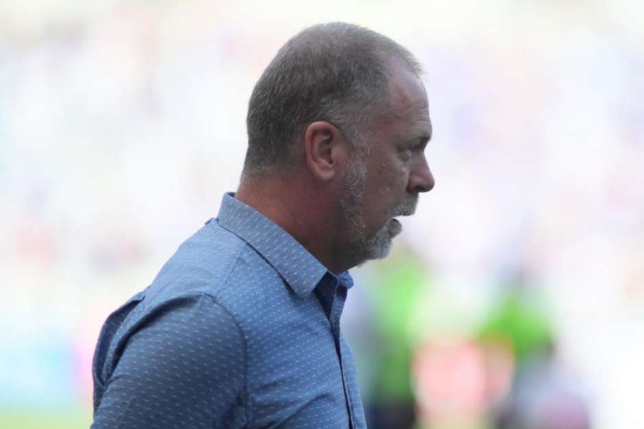 Mano comenta chance de reforçar Cruzeiro com David, Raniel e Romero no Chile