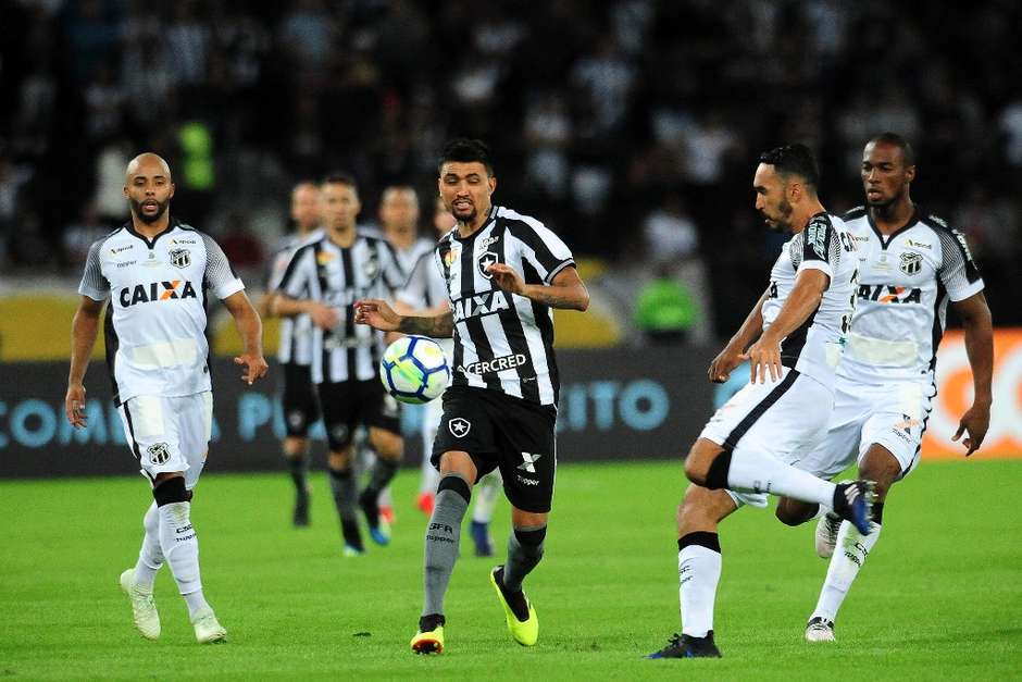 Resultado de imagem para Botafogo 0 x 0 CearÃ¡