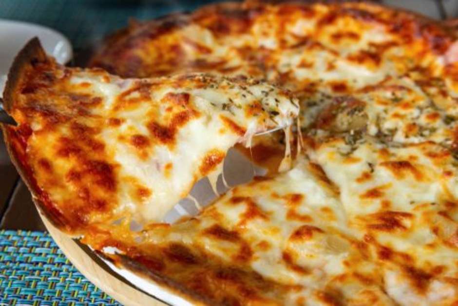 Resultado de imagem para Pizza de liquidificador fácil: receita deliciosa para o fim de semana