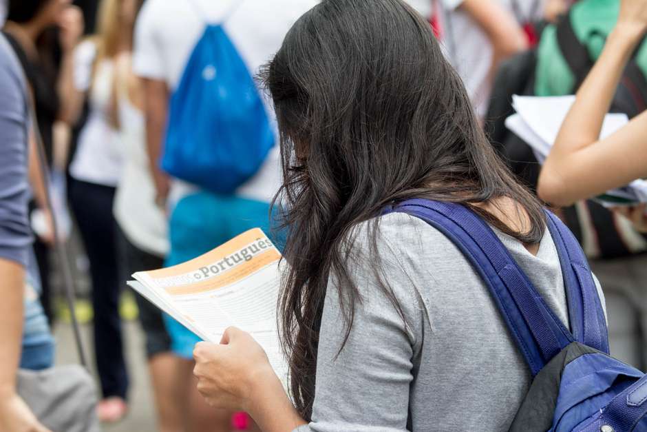 Pesos que cada faculdade atribui a nota do ENEM para o curso de medicina.