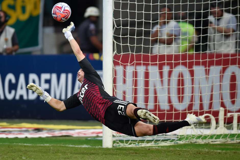 Palmeiras vence São Paulo nos pênaltis e é campeão do Campeonato