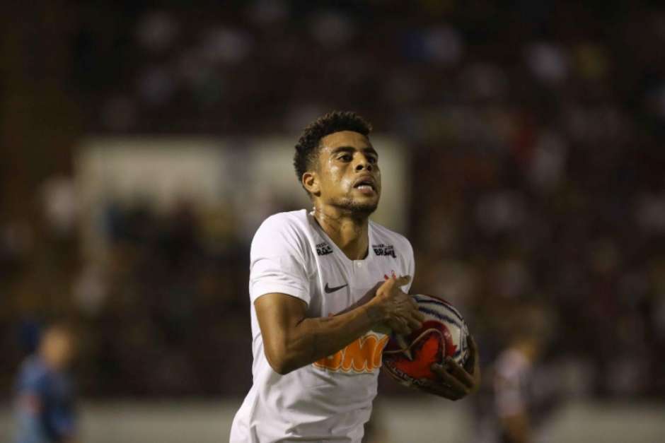 Corinthians recebe o Lara com a missão de voltar a marcar em casa