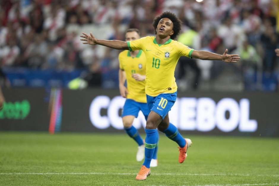 Ex-corintianos, Marquinhos e Willian celebram atuação em Itaquera