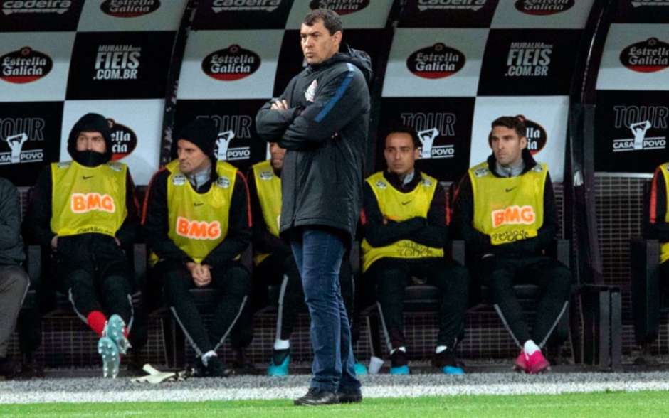 Sem Fagner, Corinthians perde poder ofensivo contra o Internacional