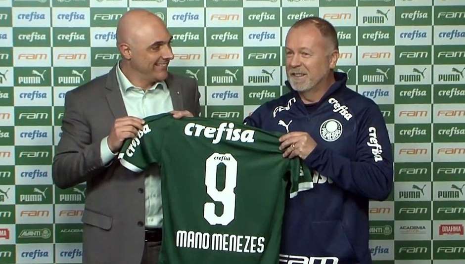 [COMENTE] Para você, cobrança dos torcedores sobre Mano Menezes é precipitada?