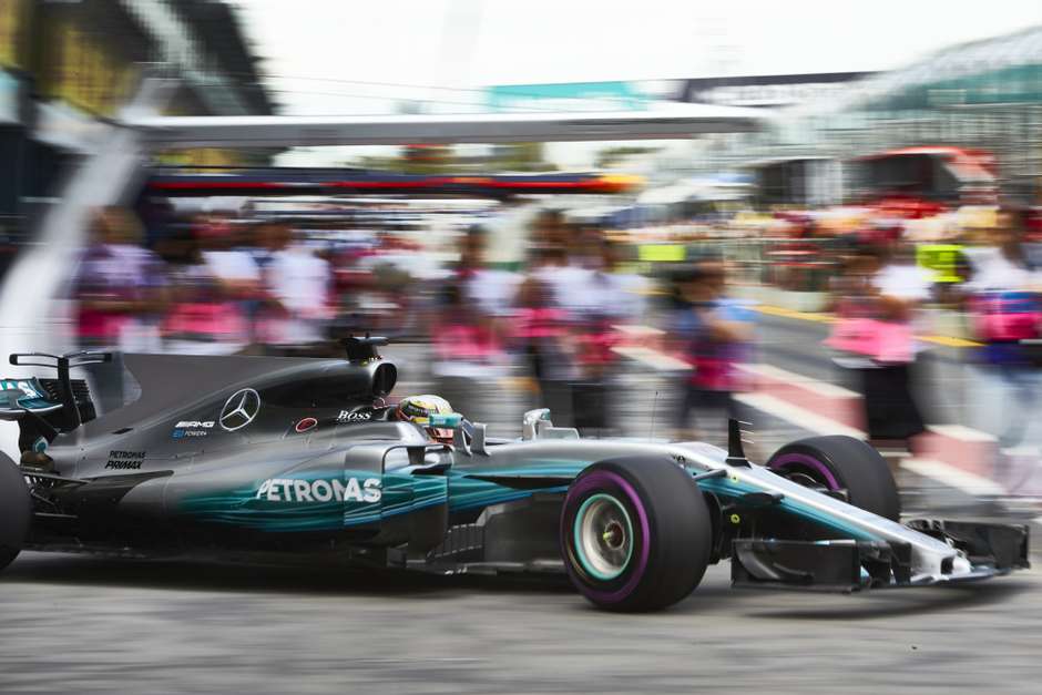 Vitória de Bottas e 3º lugar de Hamilton levam Mercedes-AMG ao hexa 2017-australian-grand-prix