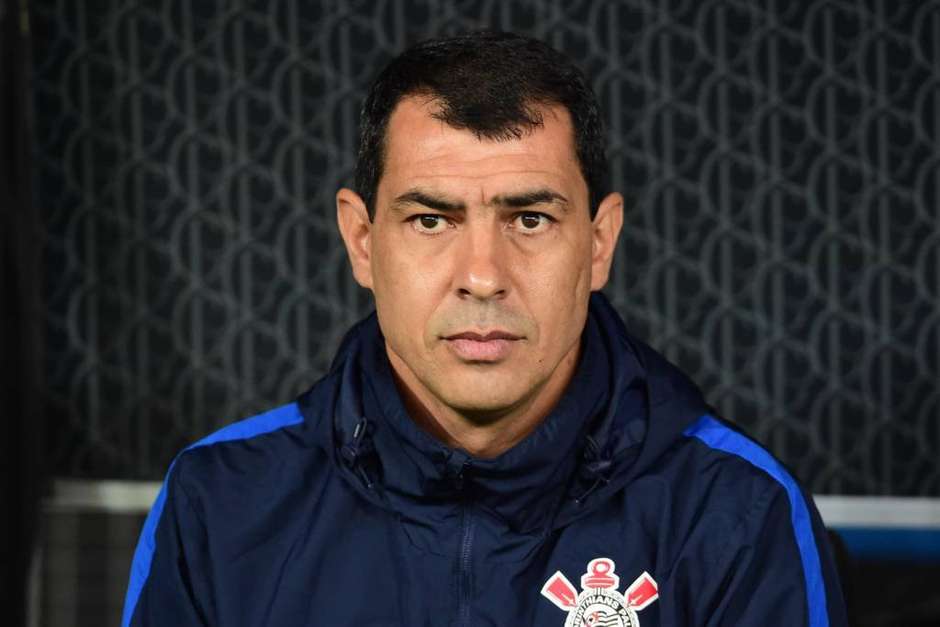 Carille não tem bom aproveitamento com o Corinthians e deixa a desejar em clássicos